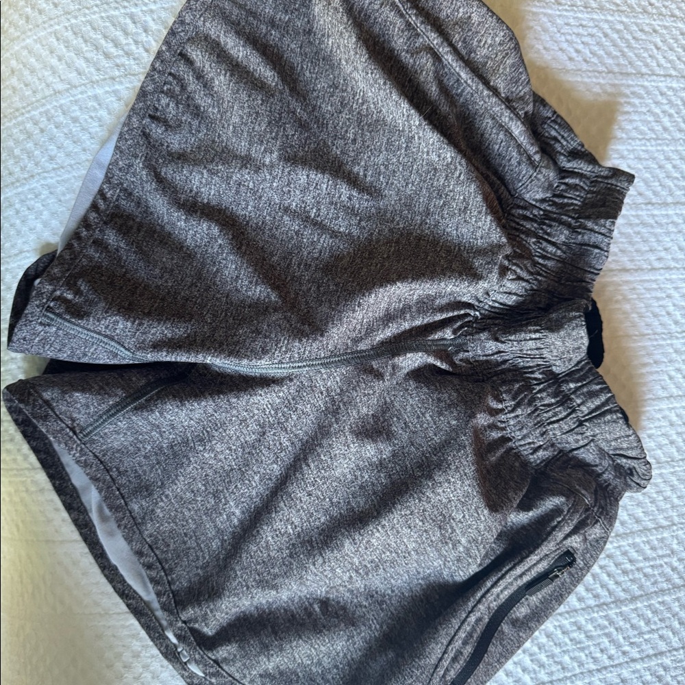 Lululemon Tracker short 4” - Picture 2 of 3